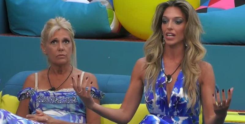 Grande Fratello Vip 5, ELISABETTA GREGORACI SCOPPIA IN LACRIME. Nuovo provvedimento disciplinare e…