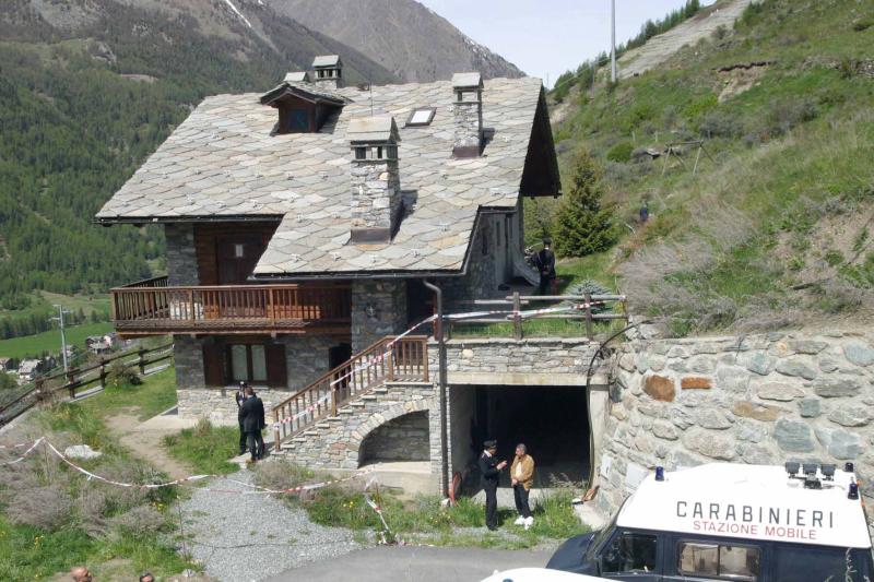 Cogne, pignorata la villetta Franzoni. La base d’asta è di 800mila euro Cogne, pignorata la villetta Franzoni. La base d’asta è di 800mila euro