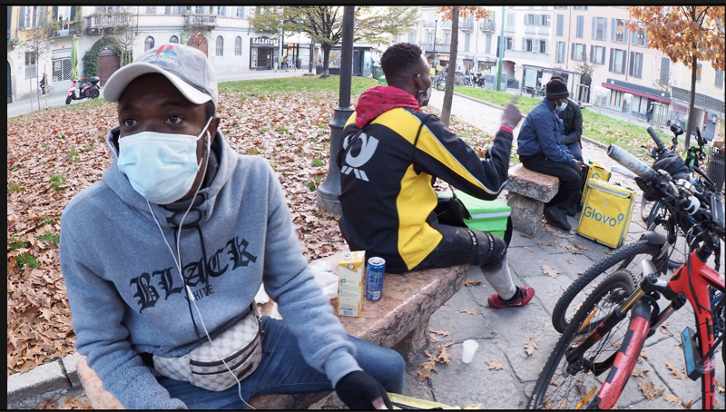 Galleria foto 'Tra i riders in sciopero. “No contratto? No pizza”. Video' - foto 1
