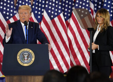 Trump, esilio e solitudine per l’ex numero uno della Casa Bianca?