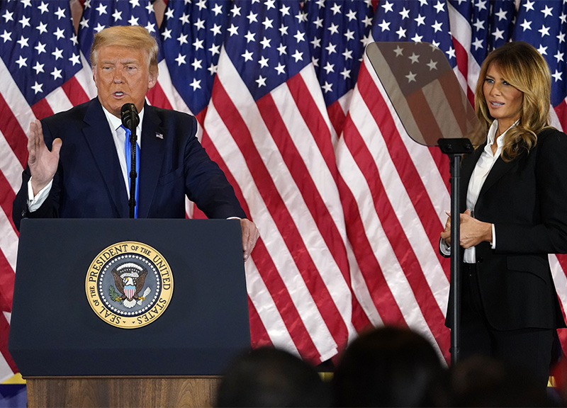 Trump, esilio e solitudine per l’ex numero uno della Casa Bianca? Trump, esilio e solitudine per l’ex numero uno della Casa Bianca?