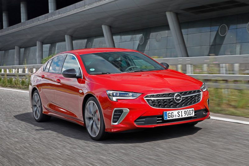 Opel Insignia, l’ammiraglia che non passa mai di moda Opel Insignia, l’ammiraglia che non passa mai di moda
