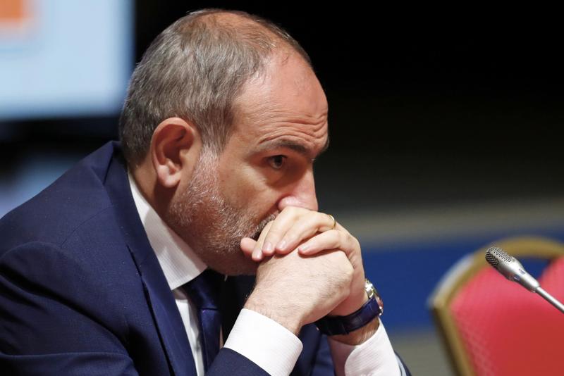 Nagorno-Karabakh, firmato l’accordo di pace: l’Armenia cede all’Azerbaigian Nagorno-Karabakh, firmato l’accordo di pace: l’Armenia cede all’Azerbaigian