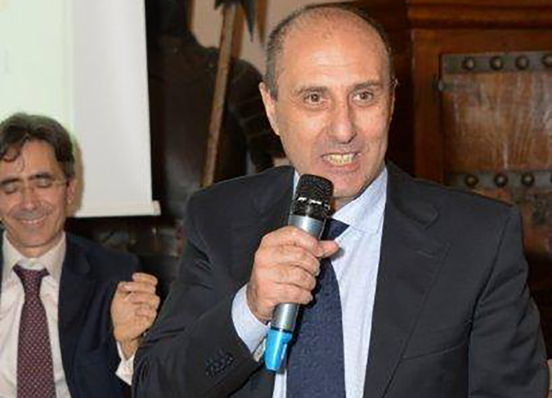 Amministratori di condominio sul piede di guerra, assemblee solo per urgenze Amministratori di condominio sul piede di guerra, assemblee solo per urgenze