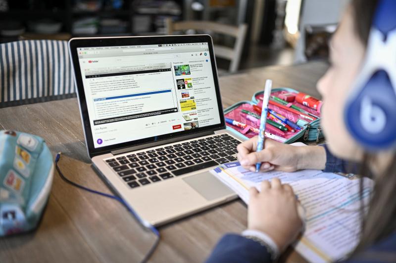Scuola,Apple e Osservatorio Giovani-editori siglano intesa su digitalizzazione Scuola,Apple e Osservatorio Giovani-editori siglano intesa su digitalizzazione