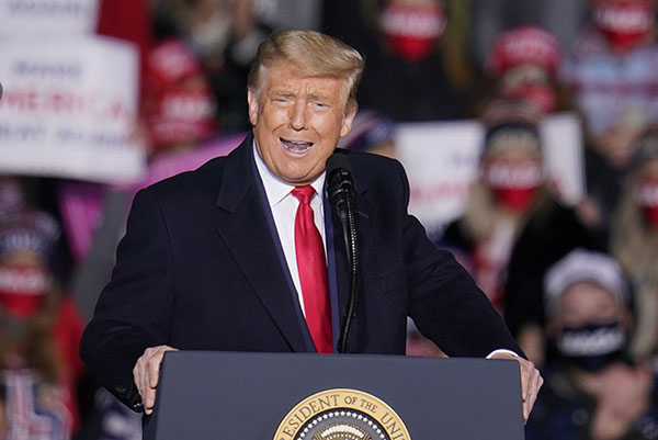 Usa 2020, il nuovo media trumpiano è Newsmax. Finita la storia d’amore con Fox Usa 2020, il nuovo media trumpiano è Newsmax. Finita la storia d’amore con Fox