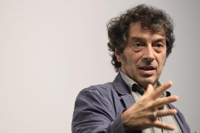 Sandro Veronesi: torna in libreria XY, il romanzo sulle ombre dell’animo umano