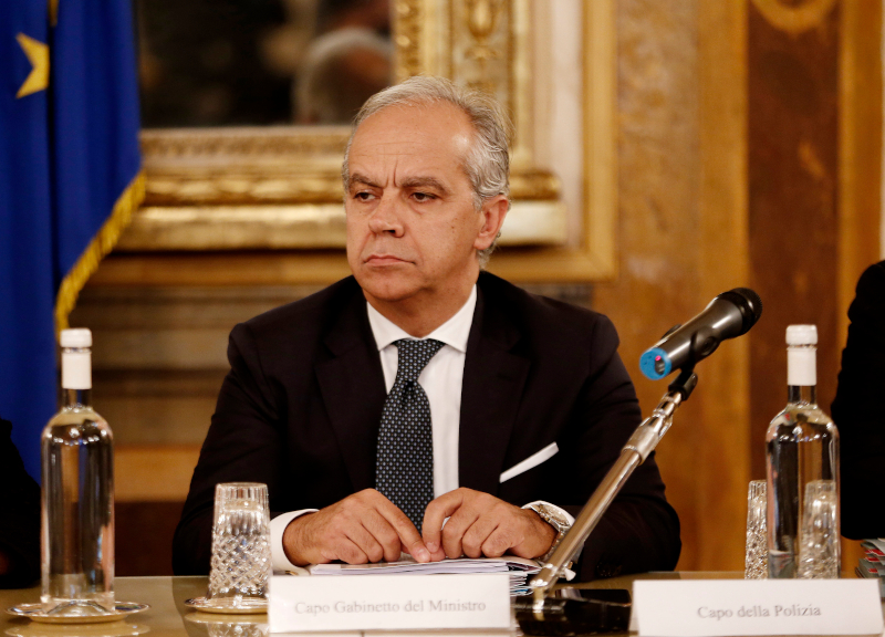 Raggi blinda Roma dal Coronavirus: Centro, parchi e lungomare a numero chiuso Raggi blinda Roma dal Coronavirus: Centro, parchi e lungomare a numero chiuso