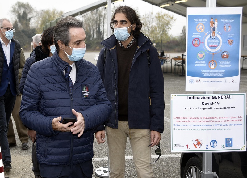 Covid, apre a Milano il Drive Trough più grande d’Italia. FOTO-VIDEO