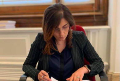 Dl Ristori, Castelli: “Subito fondi per attività in perdita, via istruttoria”