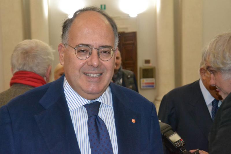Sanità Calabria, Zuccatelli si dimette: al suo posto Gaudio. Che è indagato… Sanità Calabria, Zuccatelli si dimette: al suo posto Gaudio. Che è indagato…