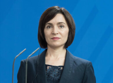 Moldova più lontana da Putin: la filo Ue Sandu presidente