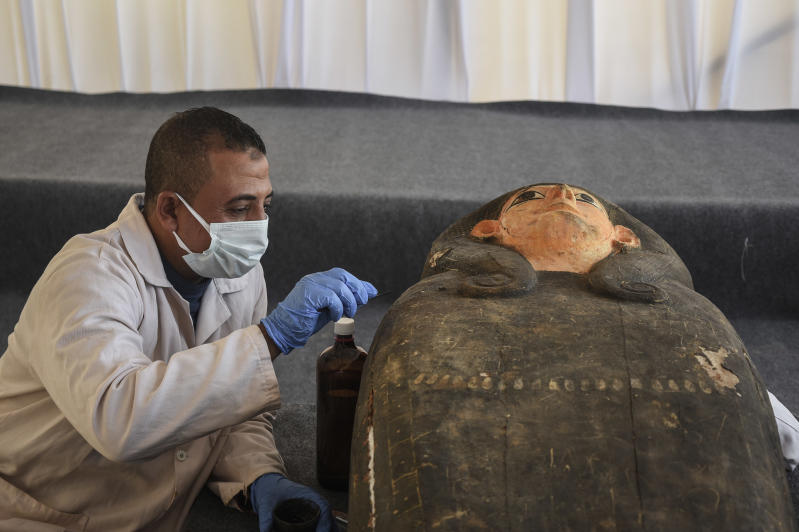 Egitto, altri 100 sarcofagi intatti trovati in una necropoli a sud de Il Cairo Egitto, altri 100 sarcofagi intatti trovati in una necropoli a sud de Il Cairo