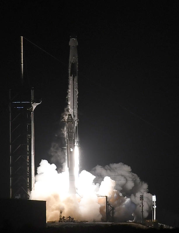 Spazio: successo per il lancio di Crew Dragon, la missione di Elon Musk e Nasa