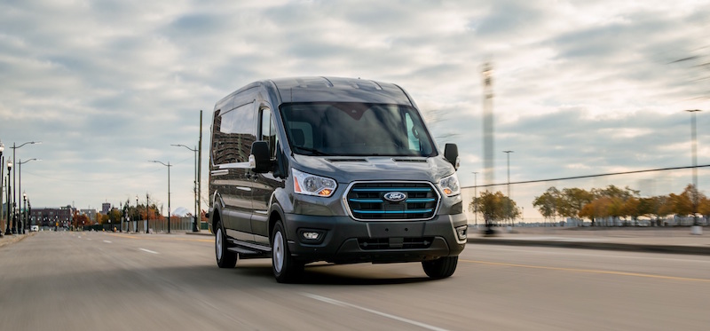 Ford presenta E-Transit, il veicolo commerciale 100% elettrico Ford presenta E-Transit, il veicolo commerciale 100% elettrico