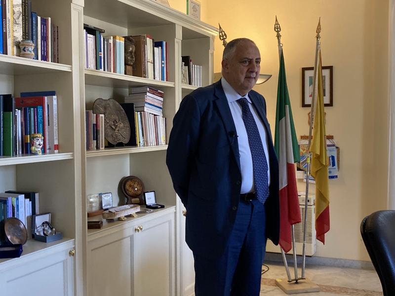 Sicilia, 3mln di euro dall’Ue per l’università. 49 borse di studio disponibili Sicilia, 3mln di euro dall’Ue per l’università. 49 borse di studio disponibili