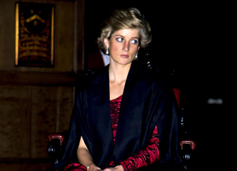 Diana, l’intervista-choc del 1995 fu estorta? William chiede verità alla Bbc Diana, l’intervista-choc del 1995 fu estorta? William chiede verità alla Bbc