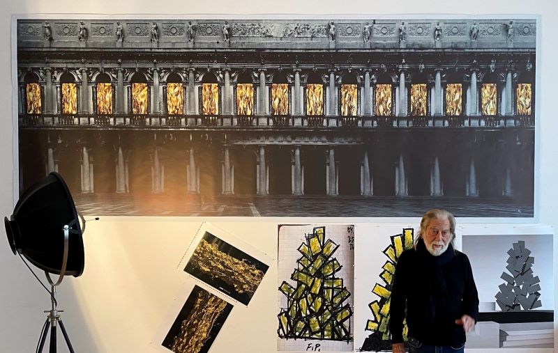 Venezia, in piazza San Marco arriva l’albero di Natale digitale dell’artista Fabrizio Plessi Venezia, in piazza San Marco arriva l’albero di Natale digitale dell’artista Fabrizio Plessi
