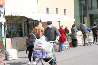 In tutta Italia l’indice Rt è in discesa. In 4 regioni è sotto la soglia 1