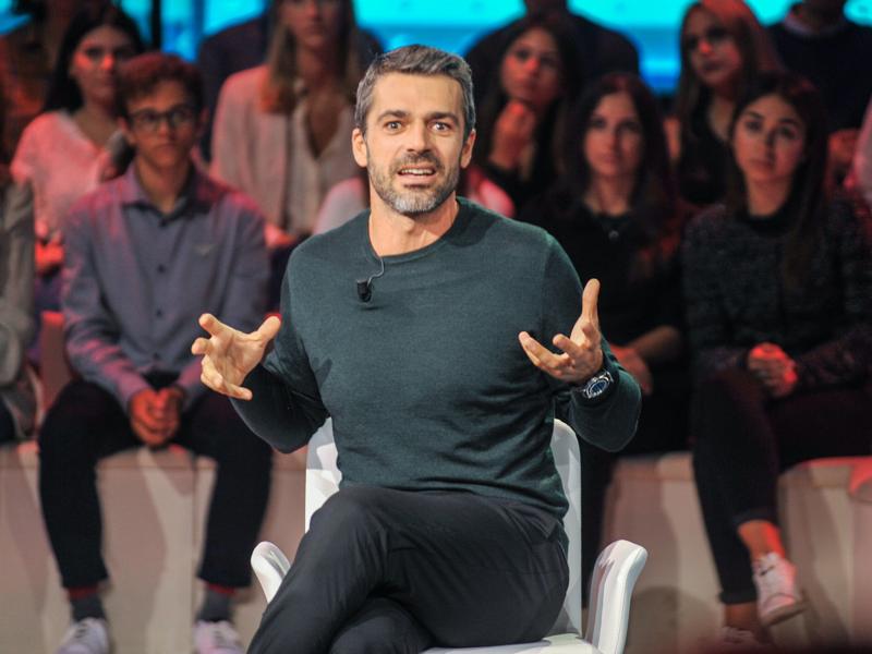 Ascolti Tv, Doc e Argentero chiudono col botto. Del Debbio stacca Formigli Ascolti Tv, Doc e Argentero chiudono col botto. Del Debbio stacca Formigli