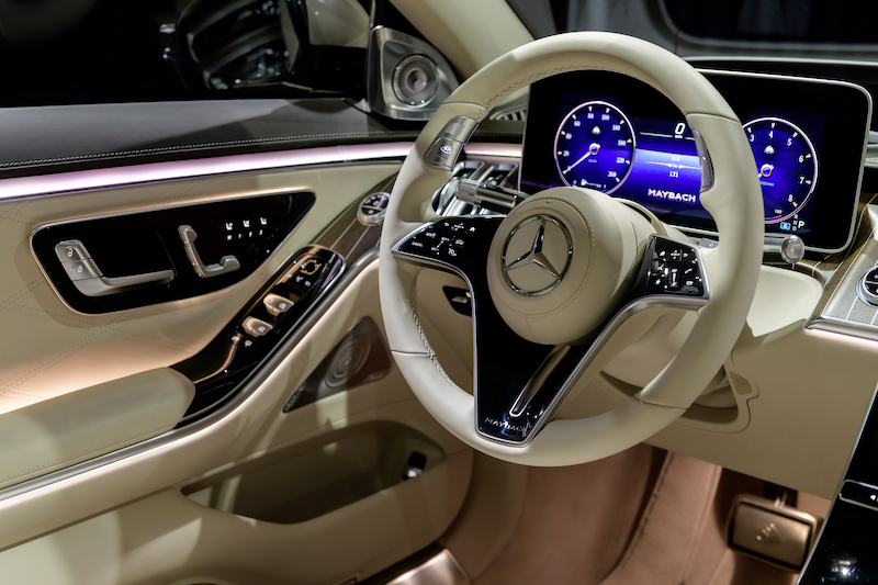 Esclusiva e high-tech arriva la nuova Maybach Classe S Esclusiva e high-tech arriva la nuova Maybach Classe S