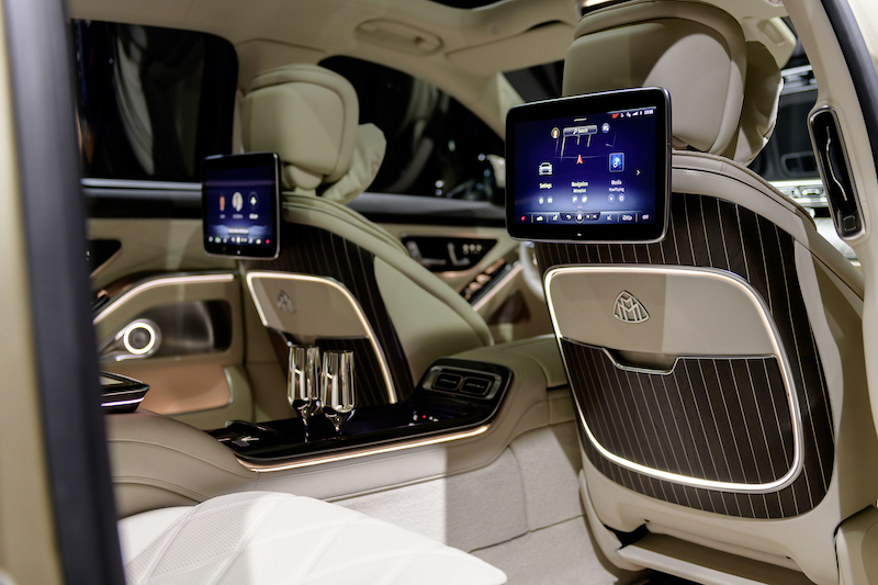 Esclusiva e high-tech arriva la nuova Maybach Classe S Esclusiva e high-tech arriva la nuova Maybach Classe S