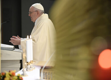 Papa Francesco cambia la Messa e il Padre Nostro: ecco come