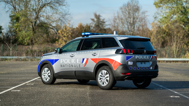 La Peugeot 5008 è stata scelta dal Ministero dell’Interno francese La Peugeot 5008 è stata scelta dal Ministero dell’Interno francese