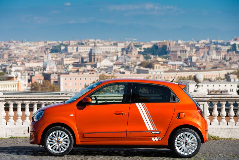 Renault Twingo Electric, una ricarica basta per una settimana Renault Twingo Electric, una ricarica basta per una settimana