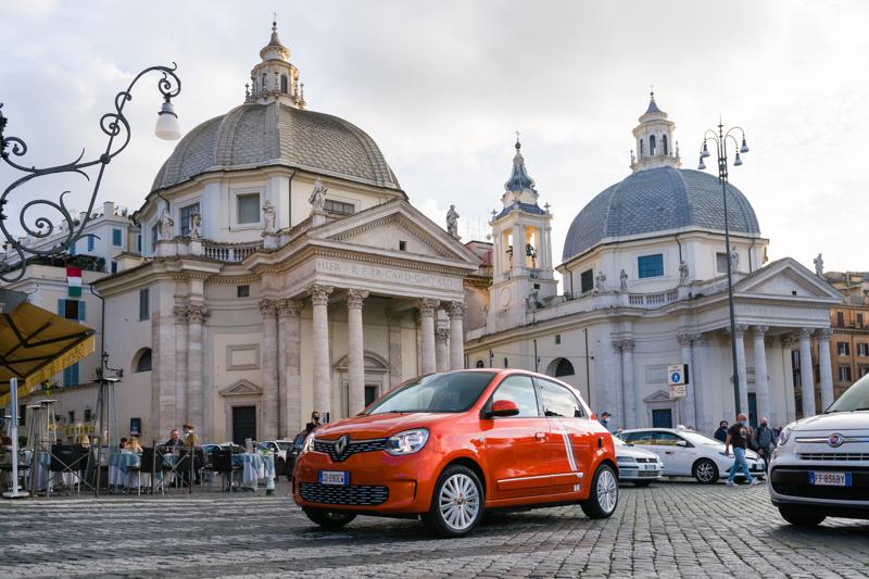 Renault Twingo Electric, una ricarica basta per una settimana Renault Twingo Electric, una ricarica basta per una settimana