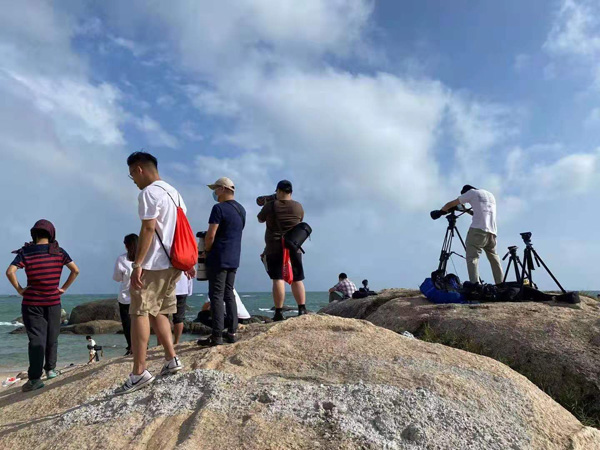 Cina, lanciata con successo la sonda Chang-e 5: raccoglierà rocce sulla Luna