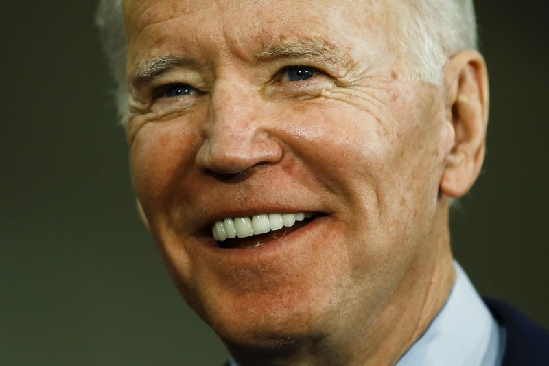 Biden pronto a seppellire l’era di Donald Trump Biden pronto a seppellire l’era di Donald Trump