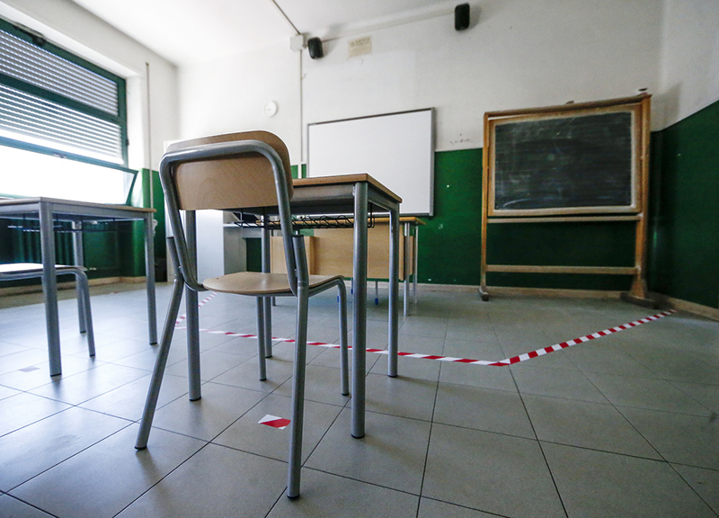 Palermo, bimba di 10 anni muore a scuola durante lezione di educazione fisica Palermo, bimba di 10 anni muore a scuola durante lezione di educazione fisica