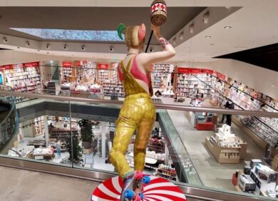 Apre la “nuova” Feltrinelli di piazza Piemonte a Milano