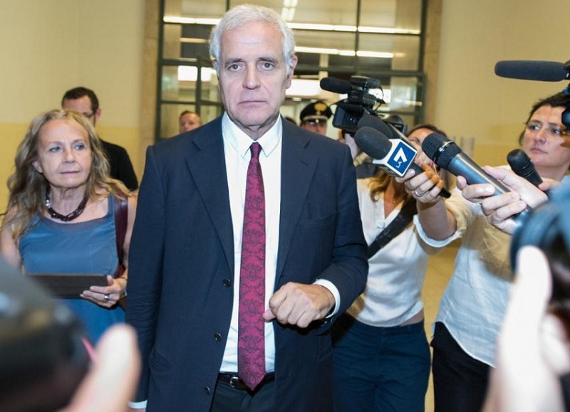 Covid, Formigoni: “La mia sanità lombarda devastata da Maroni” Covid, Formigoni: “La mia sanità lombarda devastata da Maroni”