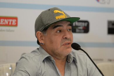 Maradona come San Gennaro. Ha una religione in suo onore