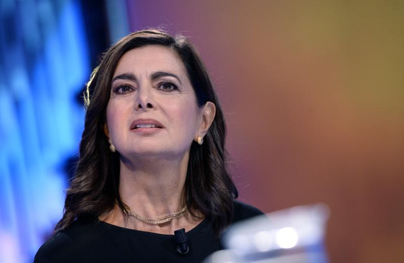 Violenza sulle donne, Boldrini vs Feltri: lei critica il padre, lui la censura Violenza sulle donne, Boldrini vs Feltri: lei critica il padre, lui la censura