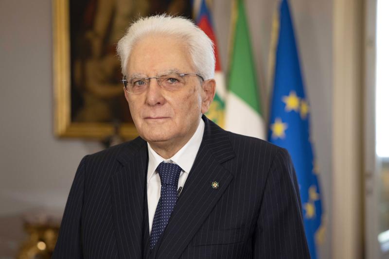 “Guerini premier con tutti dentro. Mattarella al Colle fino al 2024-25” “Guerini premier con tutti dentro. Mattarella al Colle fino al 2024-25”
