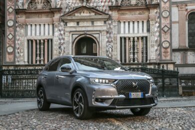 DS 7 CROSSBACK E-TENSE 4X4, tecnologia e ADAS per viaggiare in sicurezza