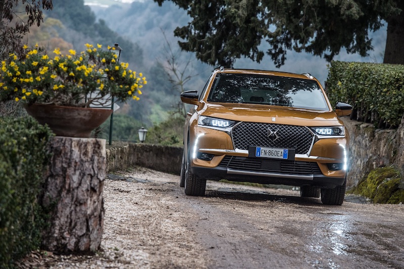 Galleria foto 'DS7 Crossback, sotto il cofano il nuovo motore  benzina da 225 CV' - foto 3