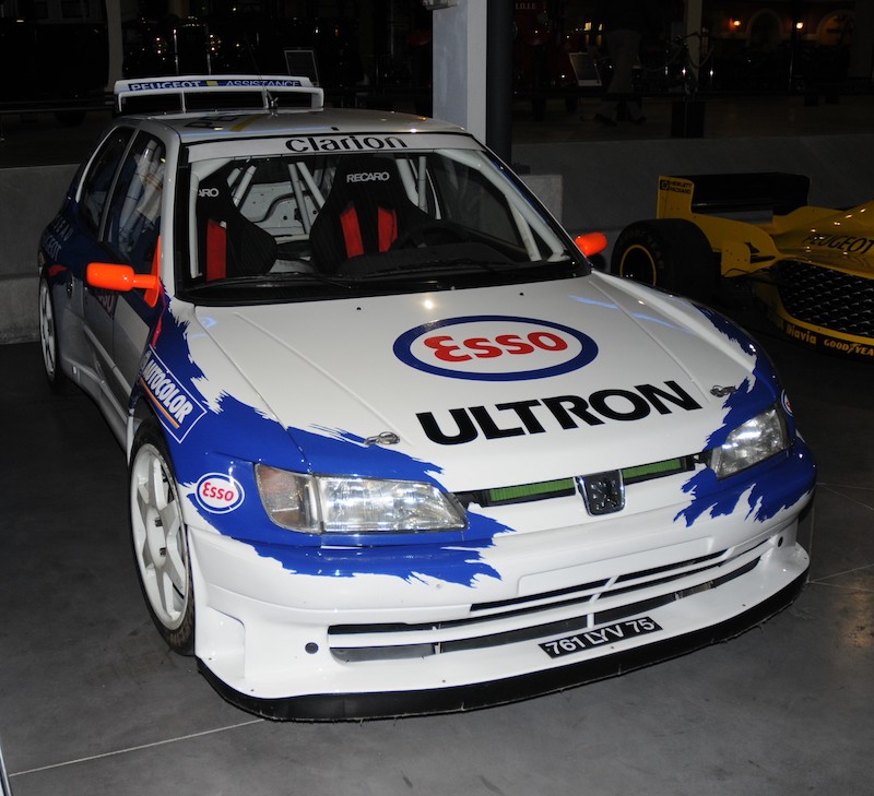 Peugeot 306 l’antenata della 308 che vinceva in pista e fuori Peugeot 306 l’antenata della 308 che vinceva in pista e fuori