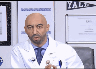 Matteo Bassetti e l’imitazione esilarante di Paolo Kessisoglu. VIDEO