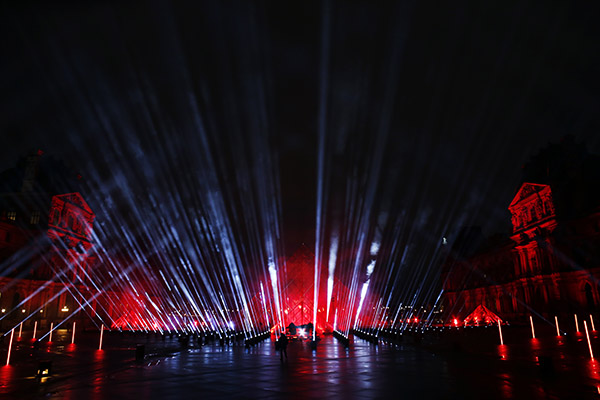 Capodanno David Guetta, mega concerto al Louvre! Come rivederlo? Ecco il VIDEO