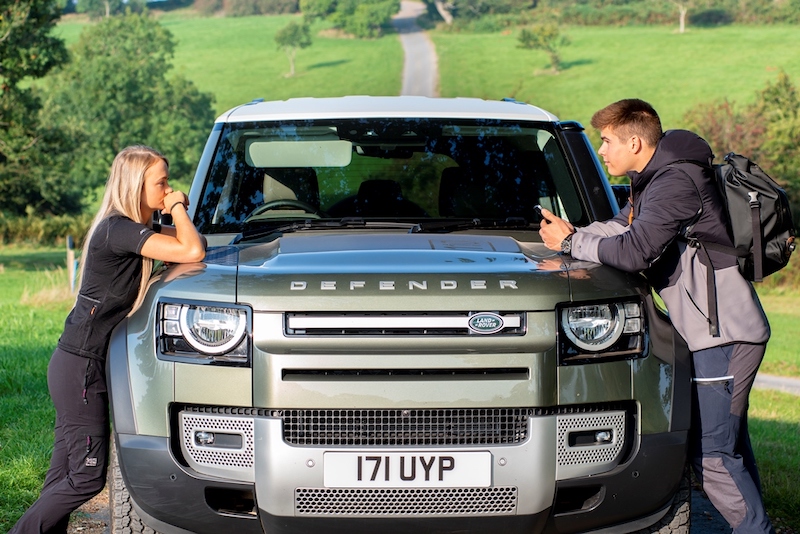 L’orologio Land Rover x Elliot Brown Holton Professional sfida la Defender L’orologio Land Rover x Elliot Brown Holton Professional sfida la Defender