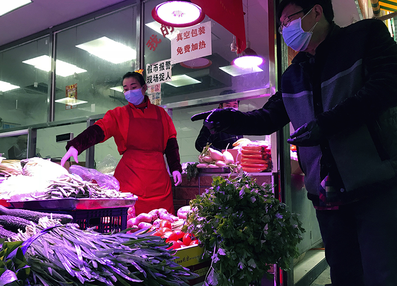 Cina: “Coronavirus? Arriva a Wuhan dall’estero con i surgelati” Cina: “Coronavirus? Arriva a Wuhan dall’estero con i surgelati”