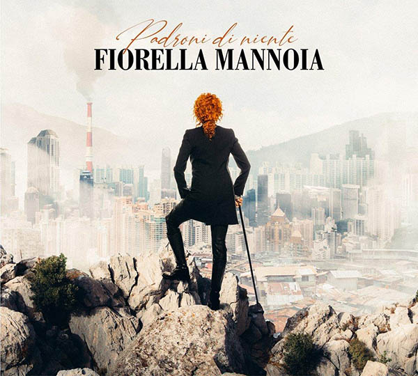 Fiorella Mannoia riflessioni sulla vita con Padroni di Niente. Fiorella Mannoia riflessioni sulla vita con Padroni di Niente.