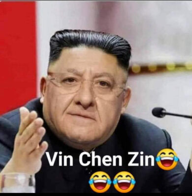 Ironia Coronavirus, pronto il pranzo di Natale: tavola virtualmente affollata