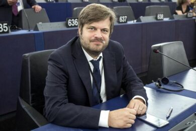 Majorino: “Una sanità giusta è un obiettivo europeo, iniziamo dalla Lombardia”