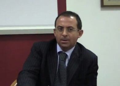 Dpcm Natale, parla il massone Magaldi: “Scandaloso il silenzio della chiesa”