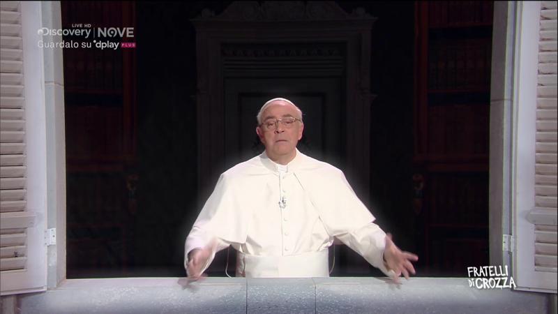 Fratelli di Crozza/ Papa Francesco: “Non preoccupatevi della messa, ma del Mes e prendetelo” Fratelli di Crozza/ Papa Francesco: “Non preoccupatevi della messa, ma del Mes e prendetelo”